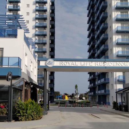 Trikomo Royal Life Residence Poseidon Studio מראה חיצוני תמונה